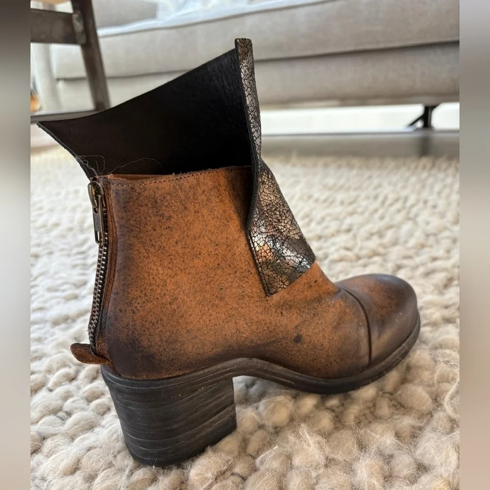 Papucei Pintura Metallic Floral Boots Brown Multi NWT